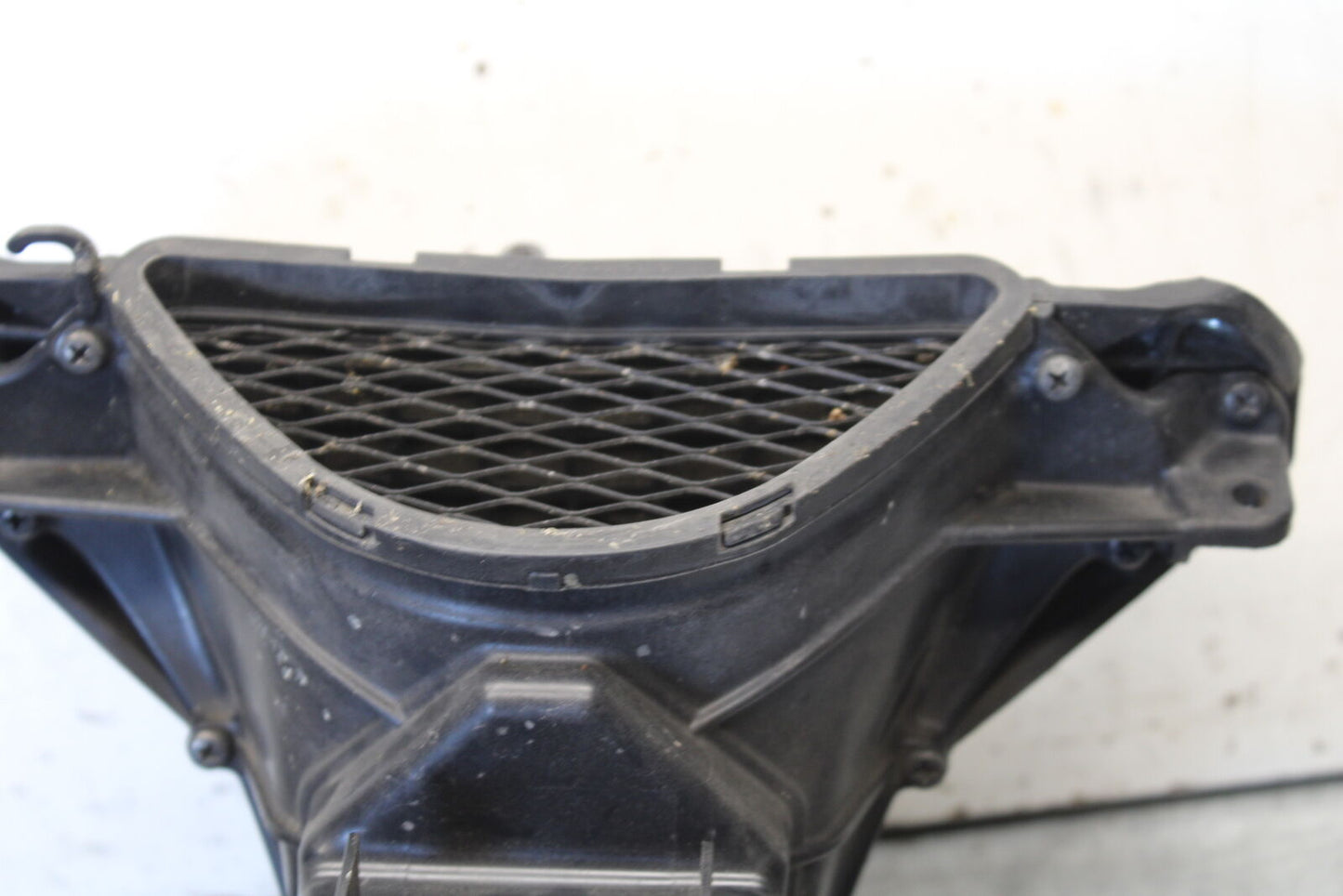 09-12 KAWASAKI NINJA ZX6R ZX600R RAM AIR INTAKE TUBE DUCT 39045-0039 BB656