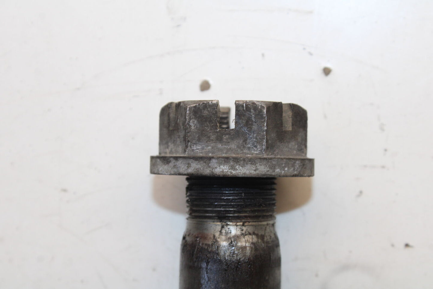 03-07 SUZUKI SV1000S REAR AXLE BACK WHEEL RIM PIVOT BOLT AXEL BB657