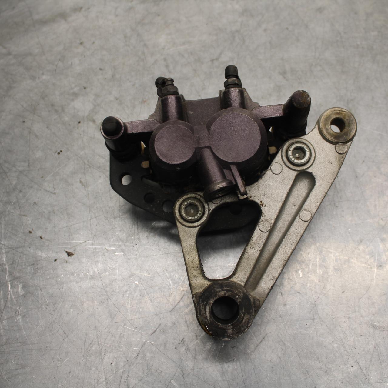 1996 Kawasaki Ninja 600R ZX600C REAR BACK BRAKE CALIPER W MOUNT BRACKET BB35