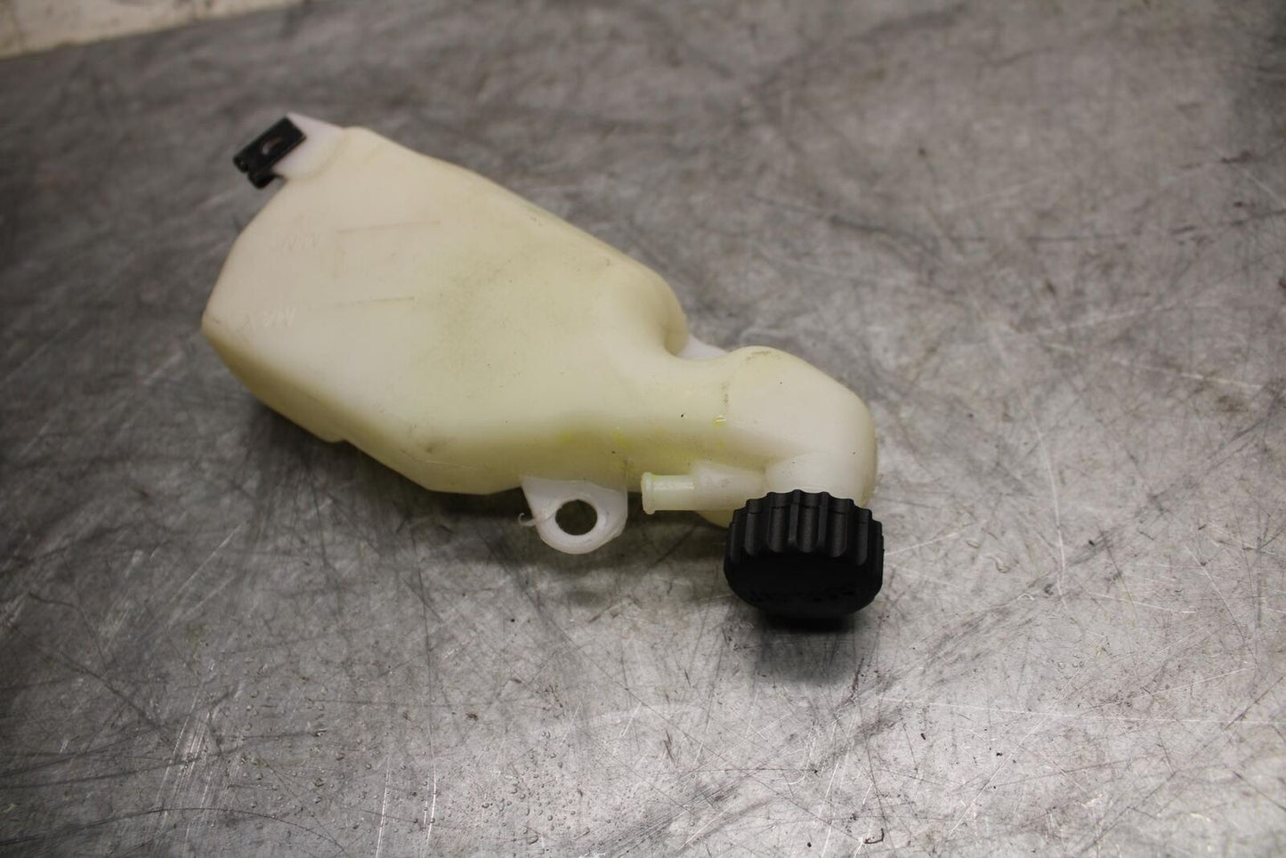 22-23 HUSQVARNA VITPILEN 401 COOLANT WATER TANK RESERVOIR BOTTLE BB541
