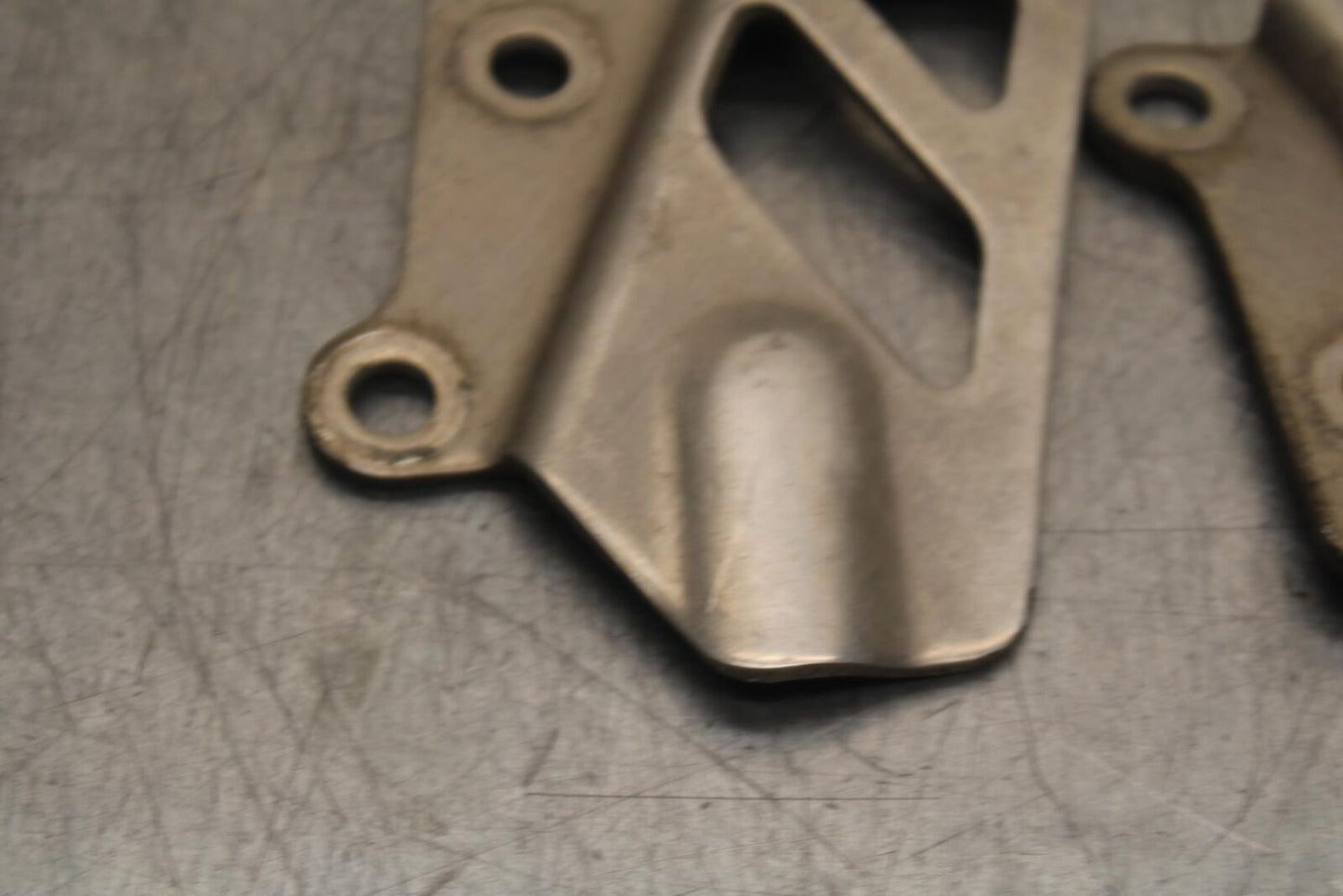 1988 Yamaha FZ600 LEFT RIGHT REARSET REAR SET HEEL GUARD COVER BB601