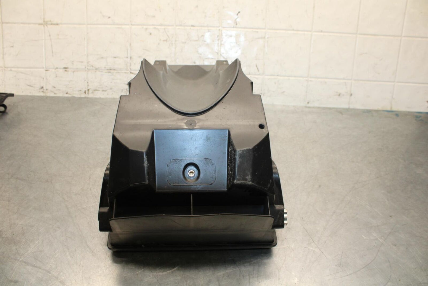 19-20 KTM 790 DUKE 790 AIRBOX AIR INTAKE FILTER BOX BB570