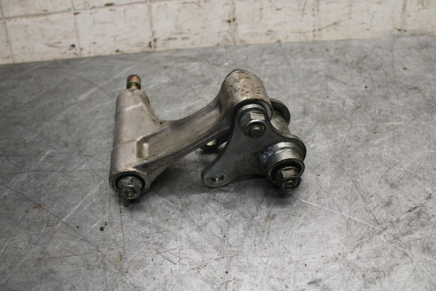 1999 Honda Super Hawk 1000 VTR1000F REAR DOGBONE SHOCK LINKAGE LINK BB51