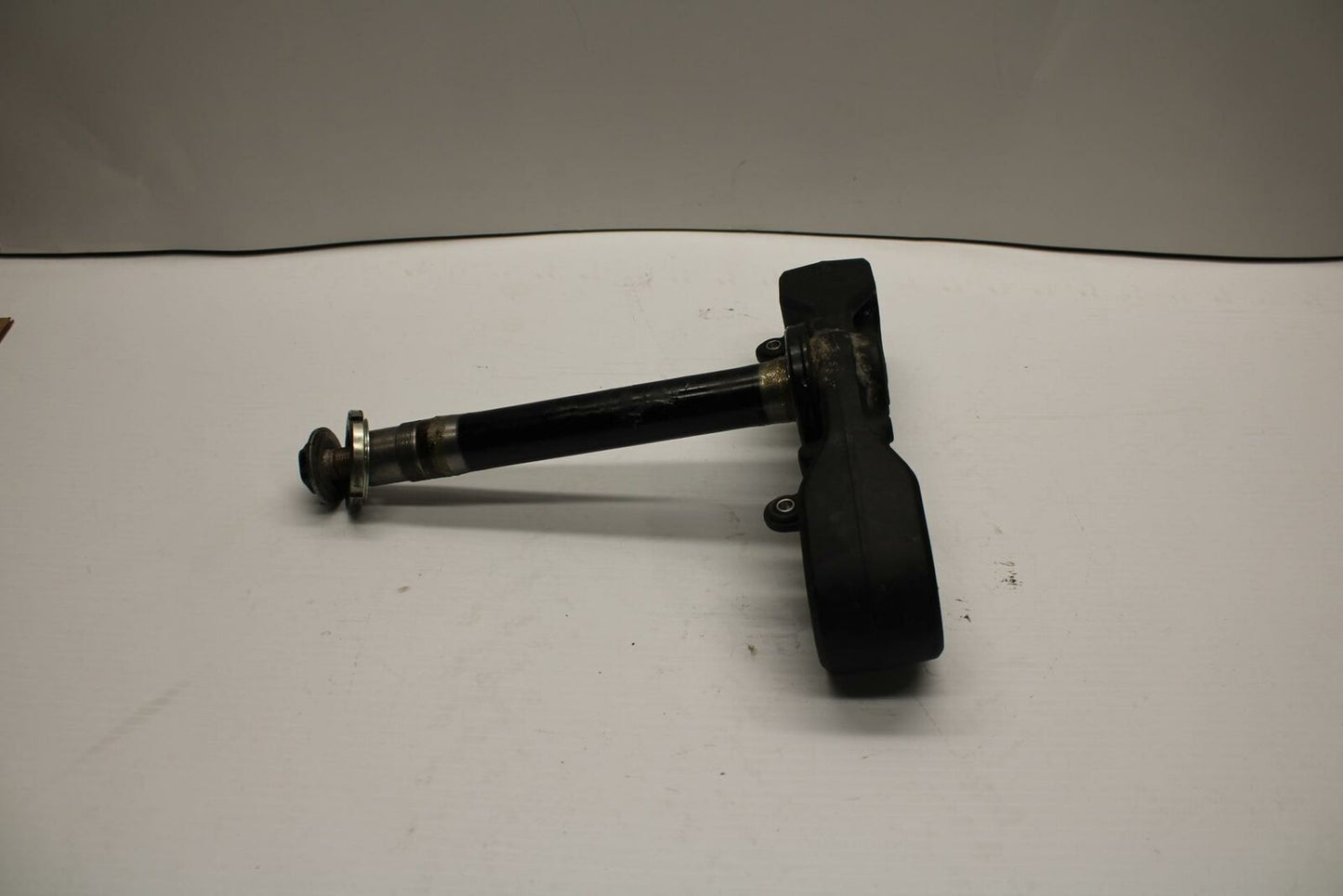 18-20 HUSQVARNA VITPILEN 401 FRONT FORKS CLAMP LOWER TRIPLE TREE STEM BB248