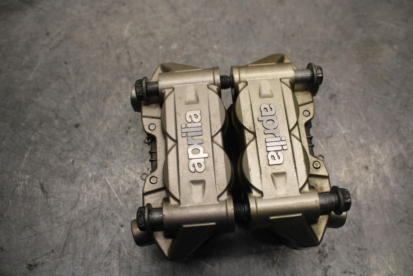 2009 Aprilia Shiver 750 SL750 RIGHT LEFT FRONT BRAKE CALIPER SET PAIR BB506