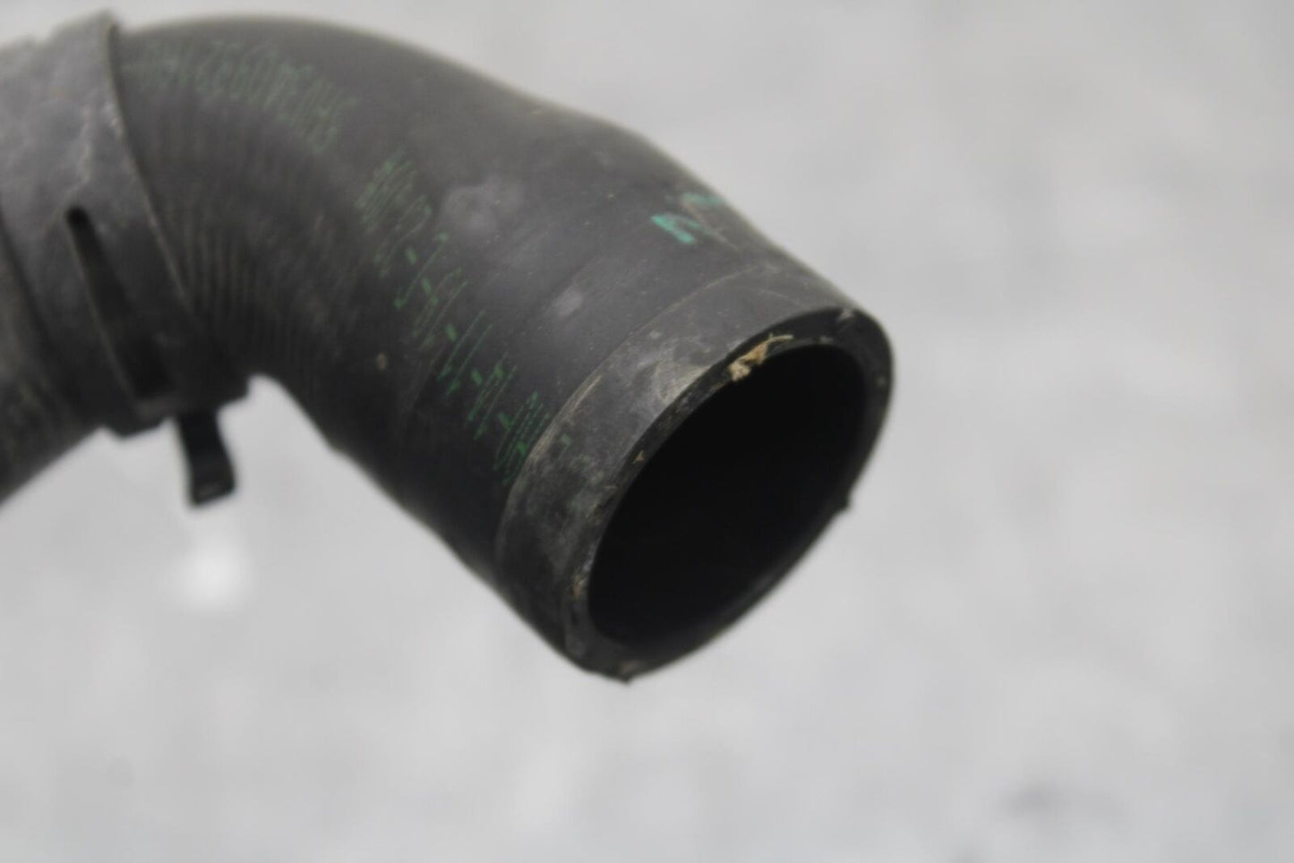 20-23 BMW F900R RADIATOR HOSE BB603
