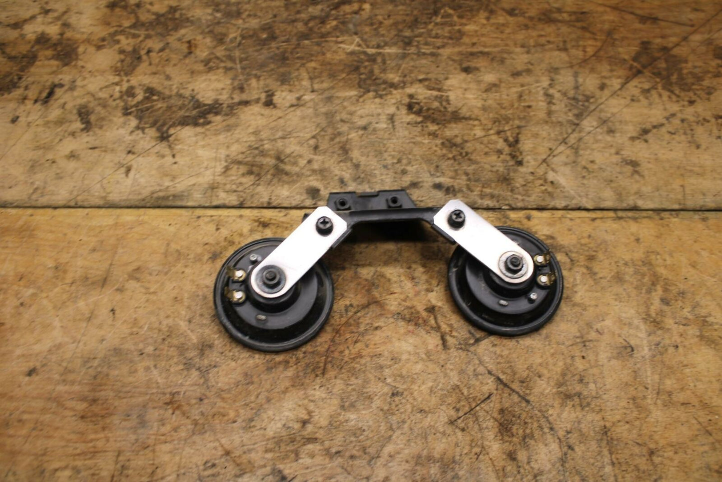 05-08 KAWASAKI VULCAN 1500 VN1500N CLASSIC HORN SIGNAL BB343