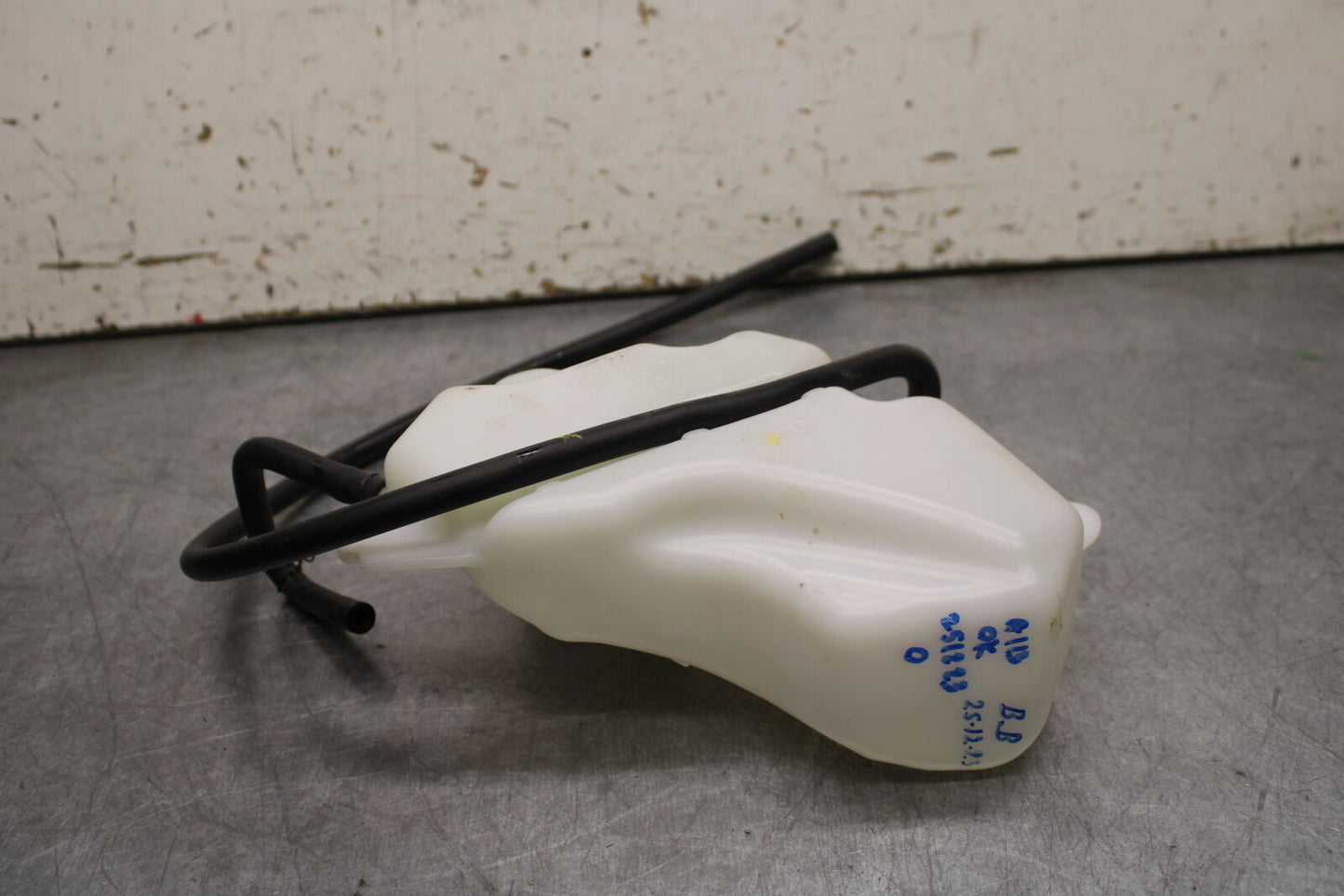 24 KAWASAKI NINJA 500 ABS COOLANT WATER TANK RESERVOIR BOTTLE BB730