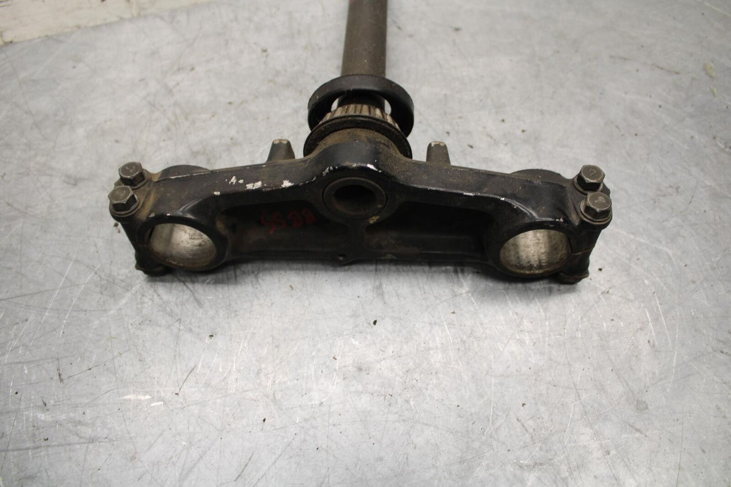 82-83 SUZUKI GS1100GL FRONT FORKS CLAMP LOWER TRIPLE TREE STEM BB30