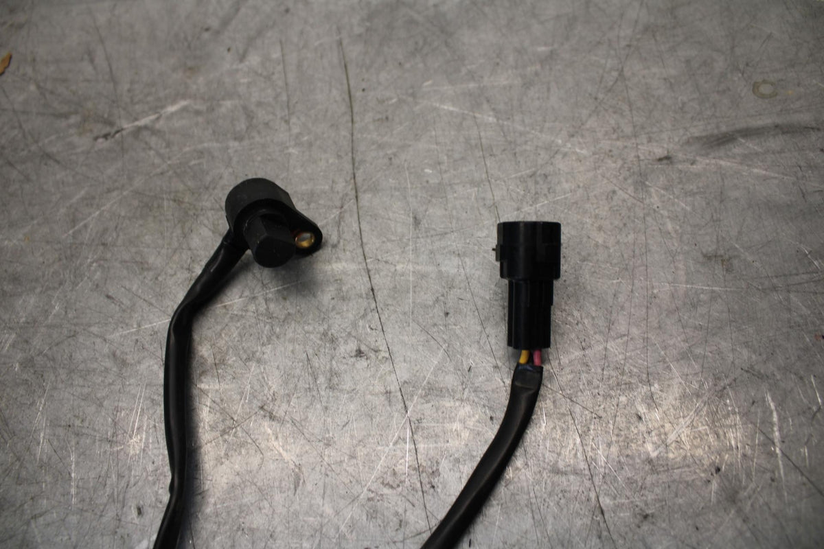2010 Kawasaki Ninja ZX6R ZX600R SPEED SPEEDOMETER SENSOR 21176-0045 BB528