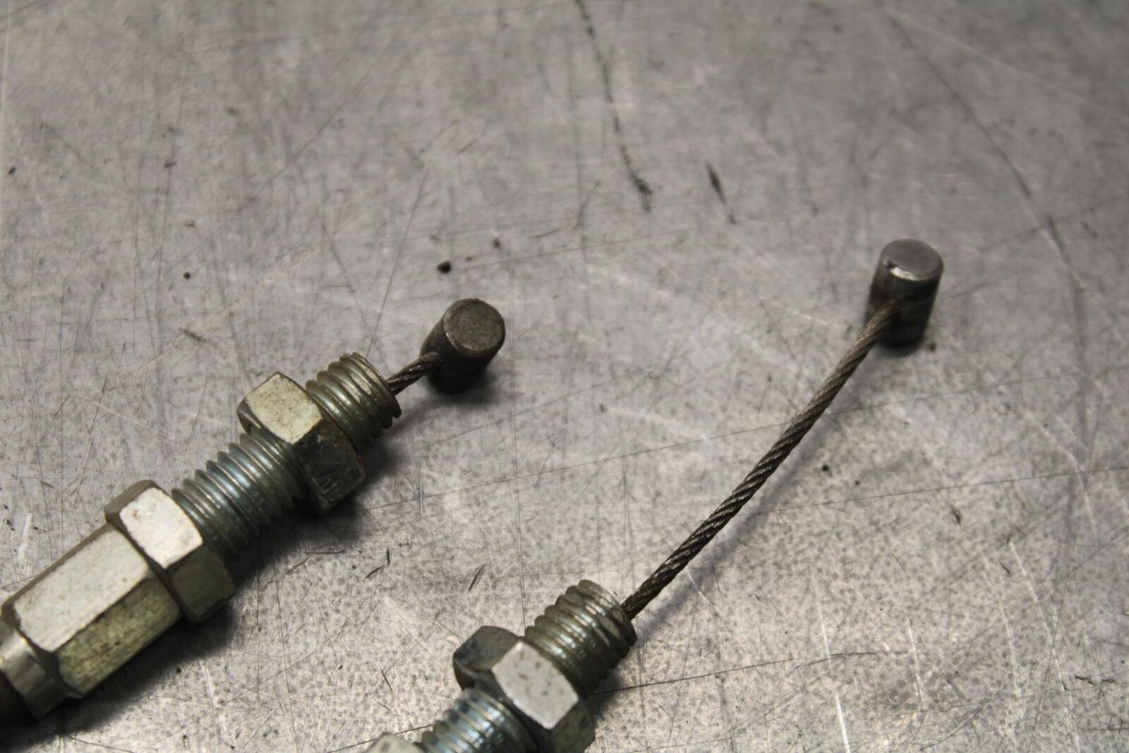 01-03 SUZUKI GSXR600 THROTTLE CABLES LINES BB633