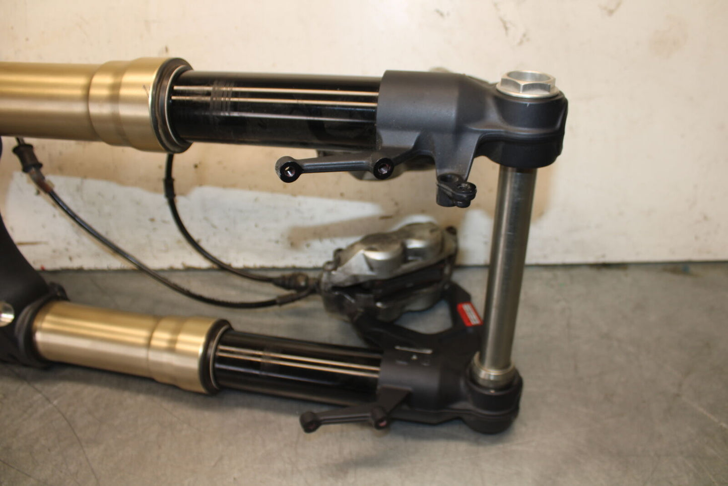 12-15 DUCATI 1199 PANIGALE COMPLETE FRONT END FORKS SUSPENSION TRIPLE BB705