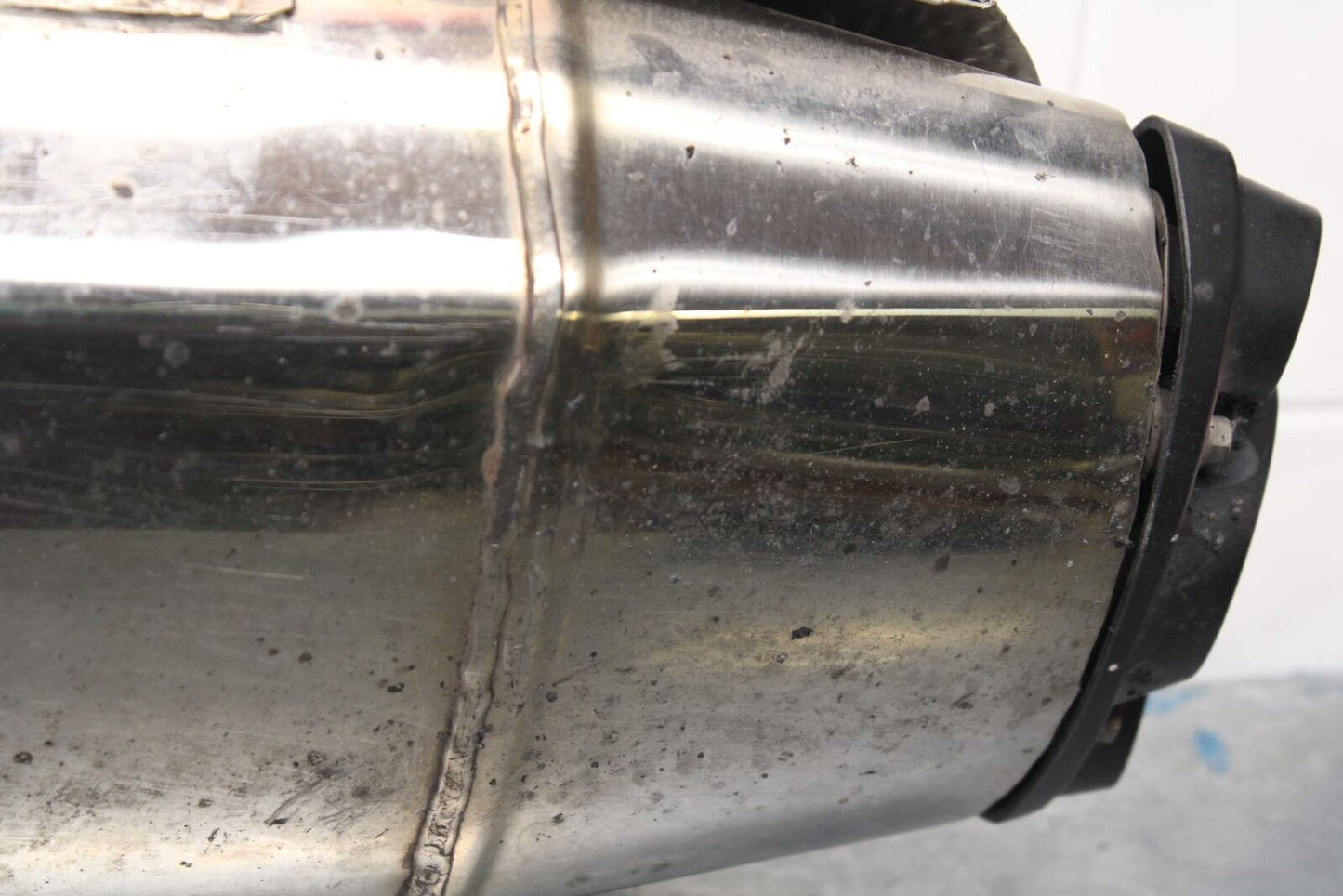 2012 Triumph Daytona 675R EXHAUST PIPE MUFFLER SLIP ON CAN SILENCER BB589
