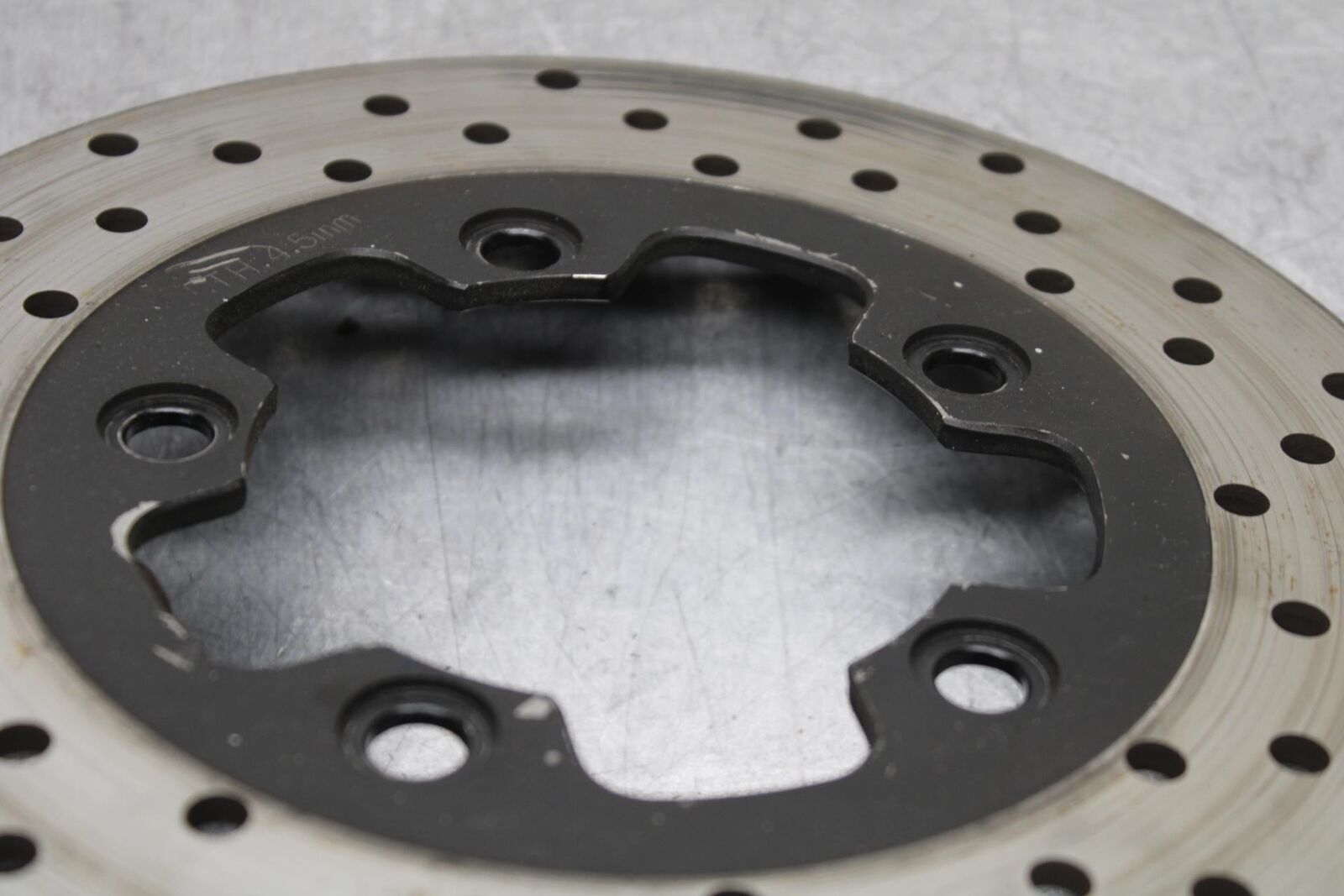 01-03 SUZUKI GSXR600 REAR ROTOR BACK BRAKE DISC 69211-33E00 BB639