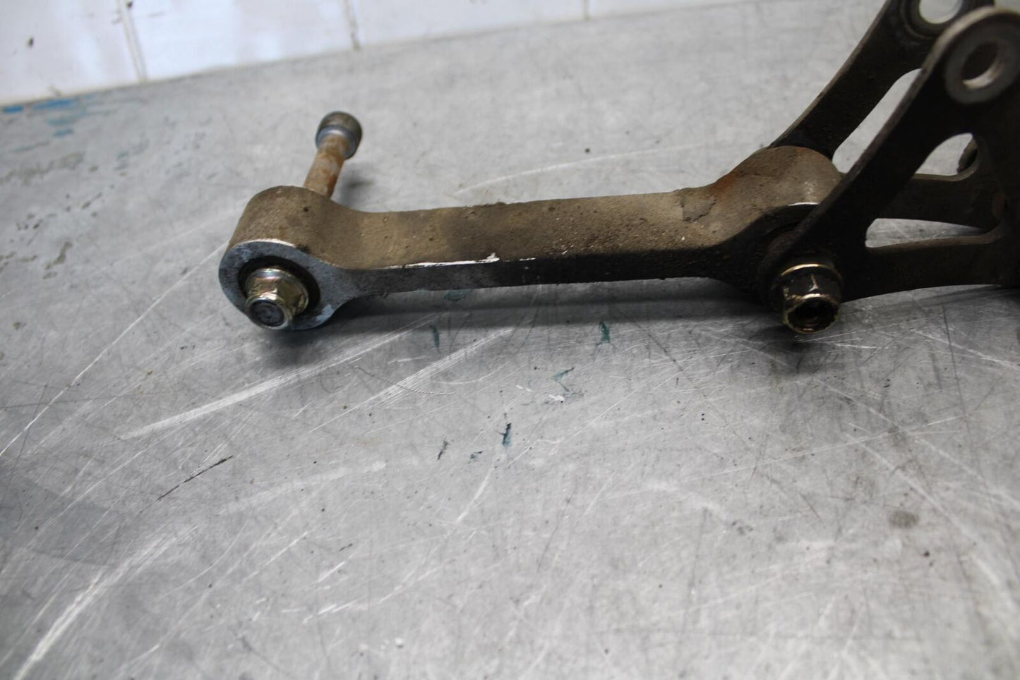 2006 Triumph Daytona 675 Triple REAR DOGBONE SHOCK LINKAGE LINK BB434
