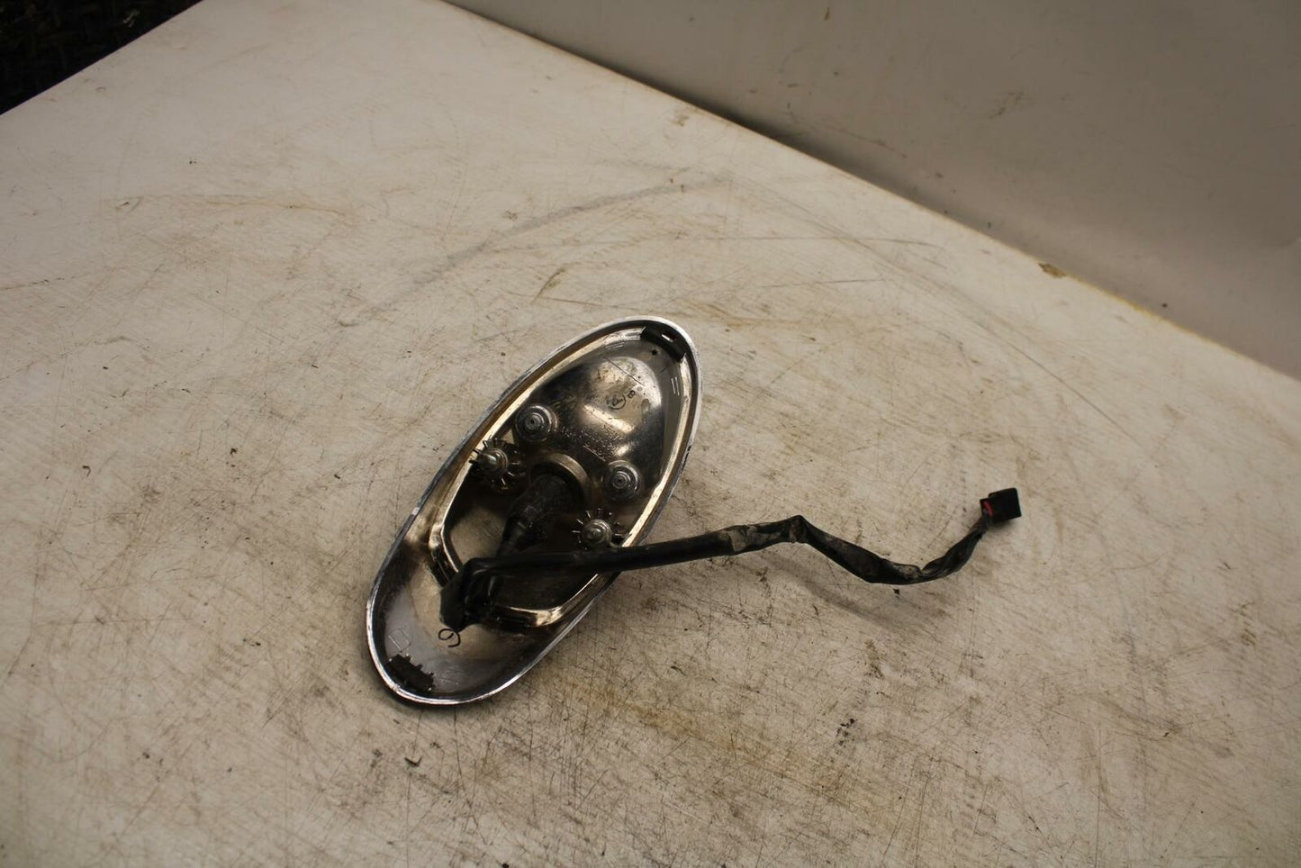 06-21 KAWASAKI VULCAN 900 TAILLIGHT REAR TAIL BRAKE LIGHT BB363