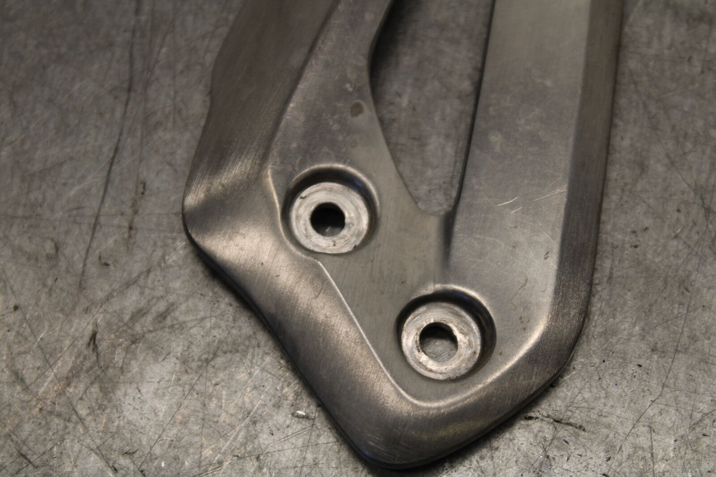 19-21 TRIUMPH SPEED TWIN 1200 LEFT REARSET REAR SET HEEL GUARD COVER BB653