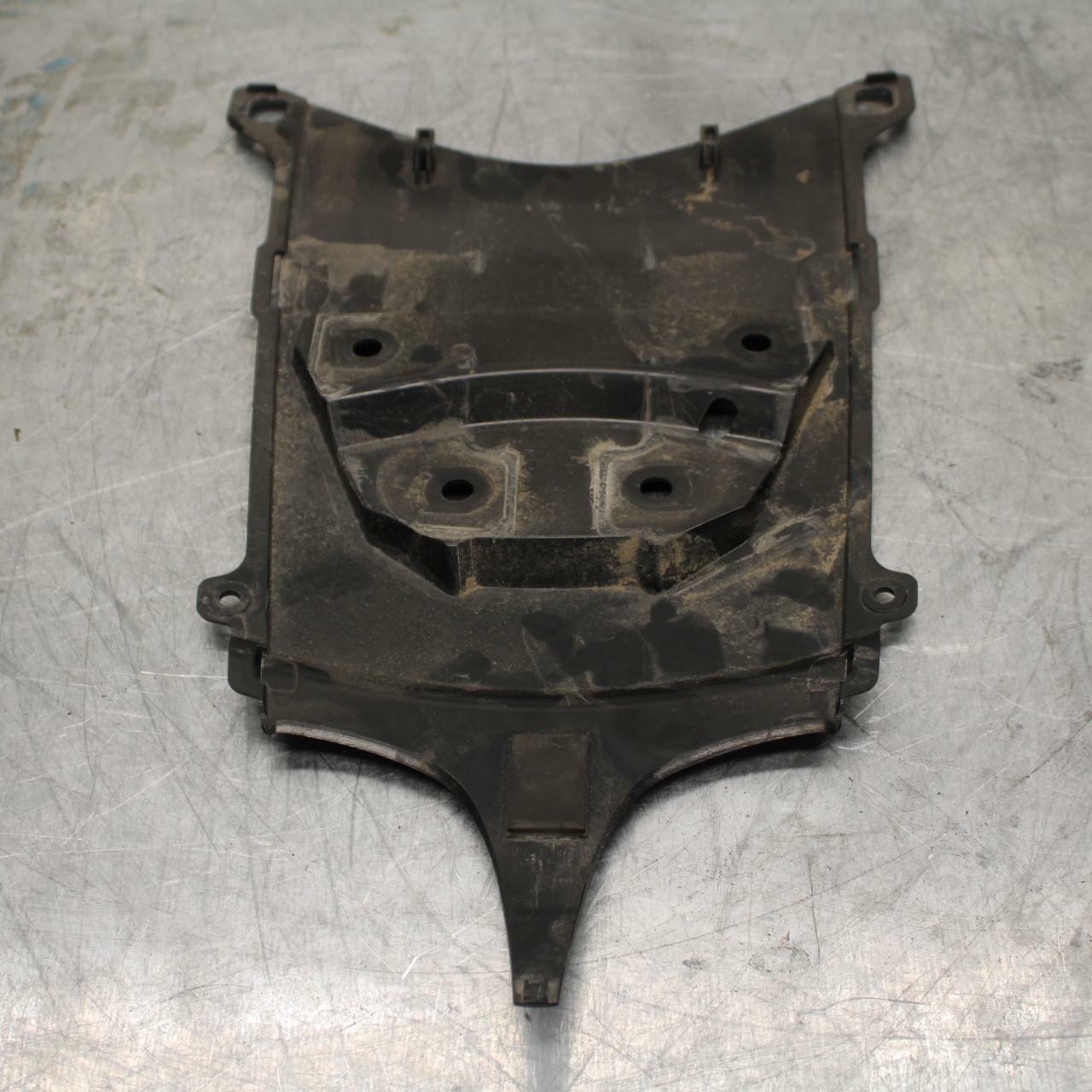 15-21 SUZUKI GSXR600 REAR BACK TAIL UNDERTAIL FAIRING COWL FENDER BB418