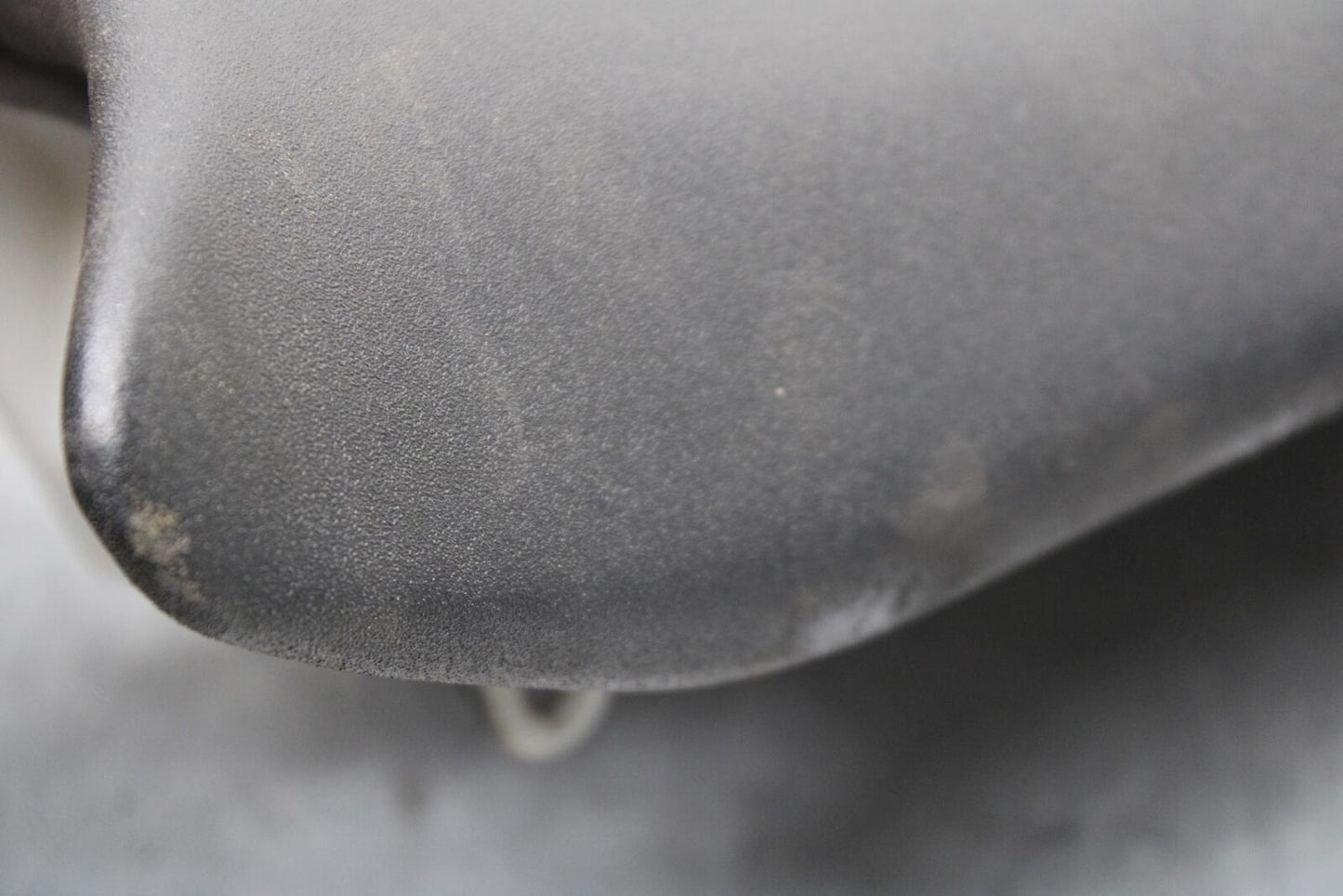 08-19 KAWASAKI NINJA ZX10R FRONT DRIVERS SEAT PAD SADDLE PILLION BB636