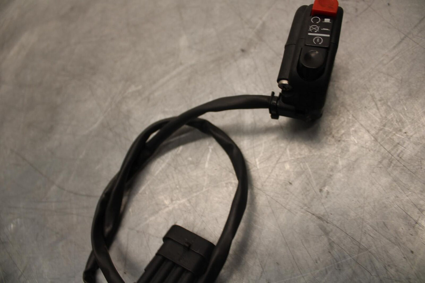 2010 Aprilia RSV1000R RIGHT CLIP ON HANDLE KILL OFF START SWITCH SWITCHES BB513