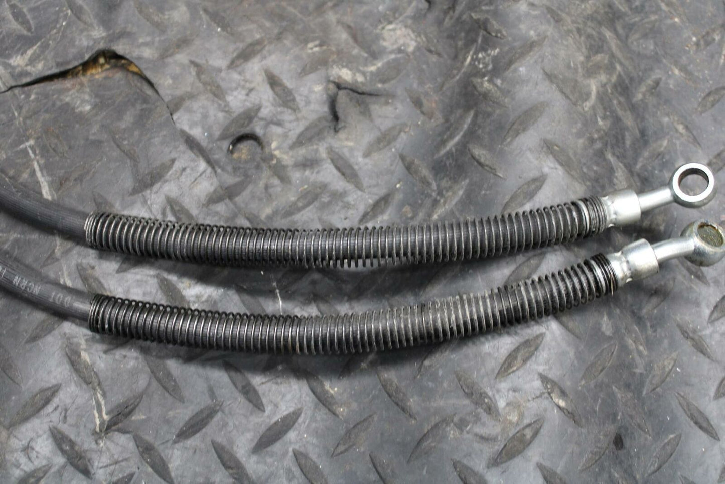 86 SUZUKI GS750ES FRONT BRAKE CALIPER HOSES LINES BB233