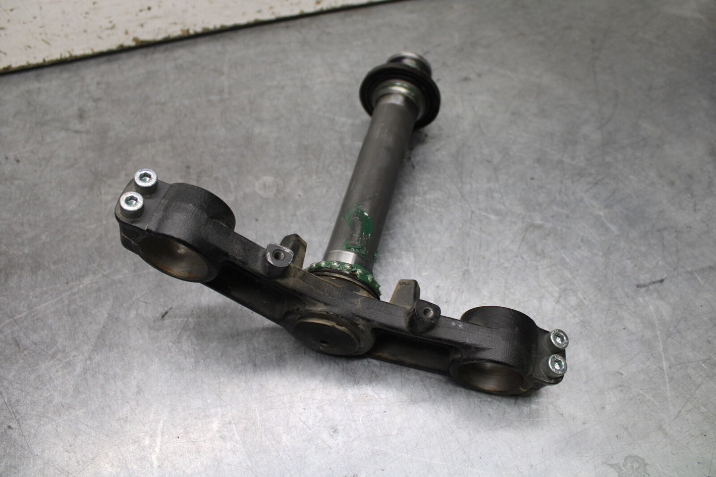 18-24 KAWASAKI NINJA 650 FRONT FORKS CLAMP LOWER TRIPLE TREE STEM BB725