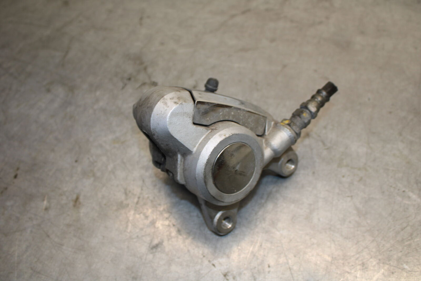 87-03 SUZUKI INTRUDER 1400 VS1400GLP LEFT FRONT BRAKE CALIPER BB702