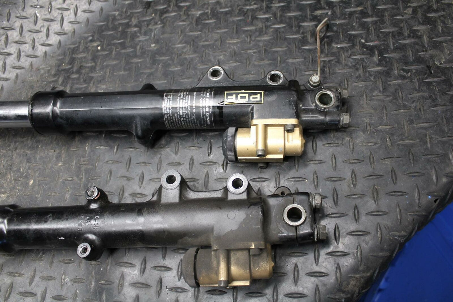 86 SUZUKI GS750ES FRONT FORKS SHOCK SUSPENSION SET PAIR BB233