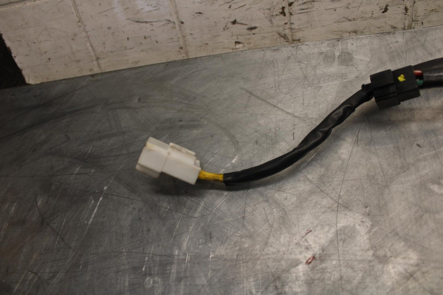 2010 Aprilia RSV1000R RECTIFIER VOLTAGE REGULATOR BB513
