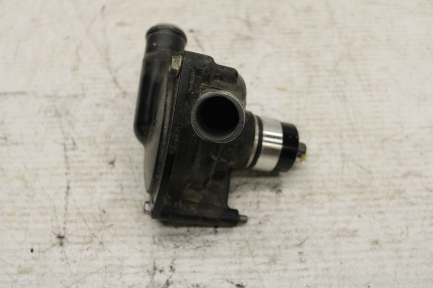 08-11 TRIUMPH SPEED TRIPLE ENGINE WATER COOLANT PUMP BB366