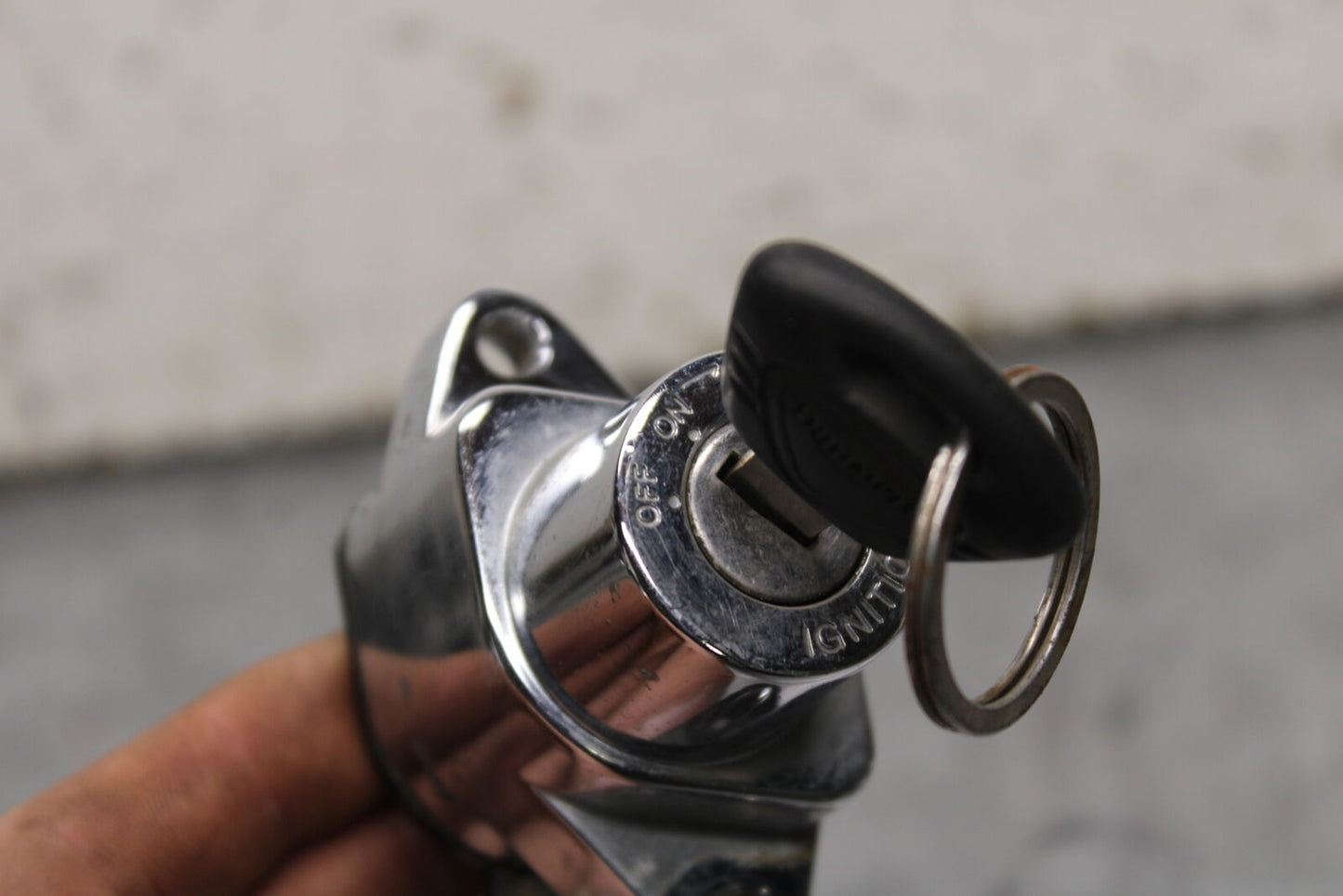 14-16 TRIUMPH AMERICA LT IGNITION LOCK W KEY BB720