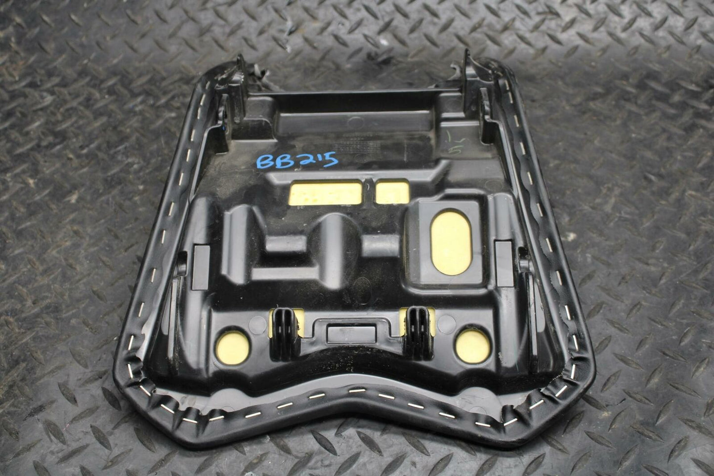 17 KAWASAKI NINJA 300 FRONT DRIVERS SEAT PAD SADDLE PILLION BB215