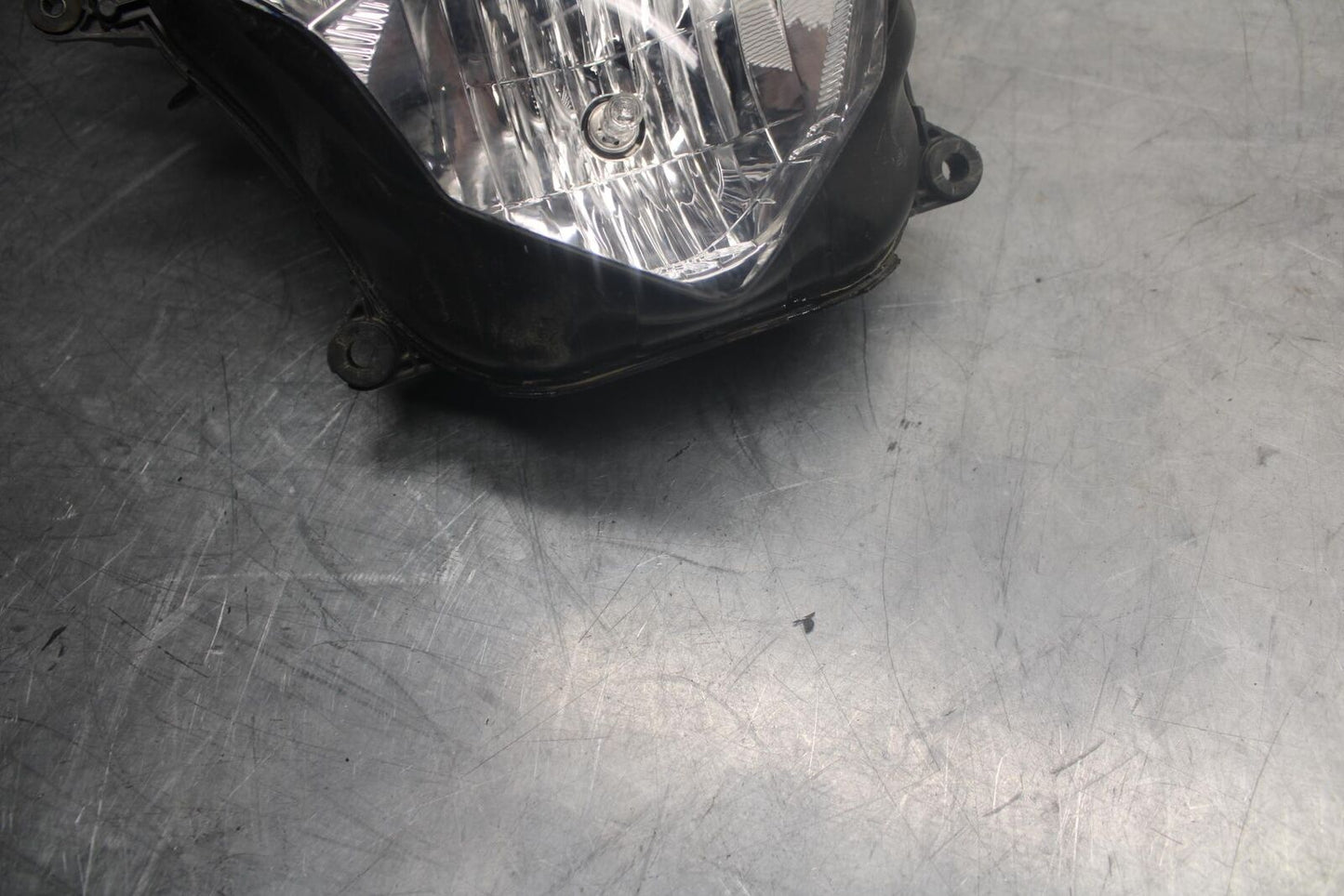 15-21 SUZUKI GSXR600 FRONT HEADLIGHT HEAD LIGHT LAMP BB460