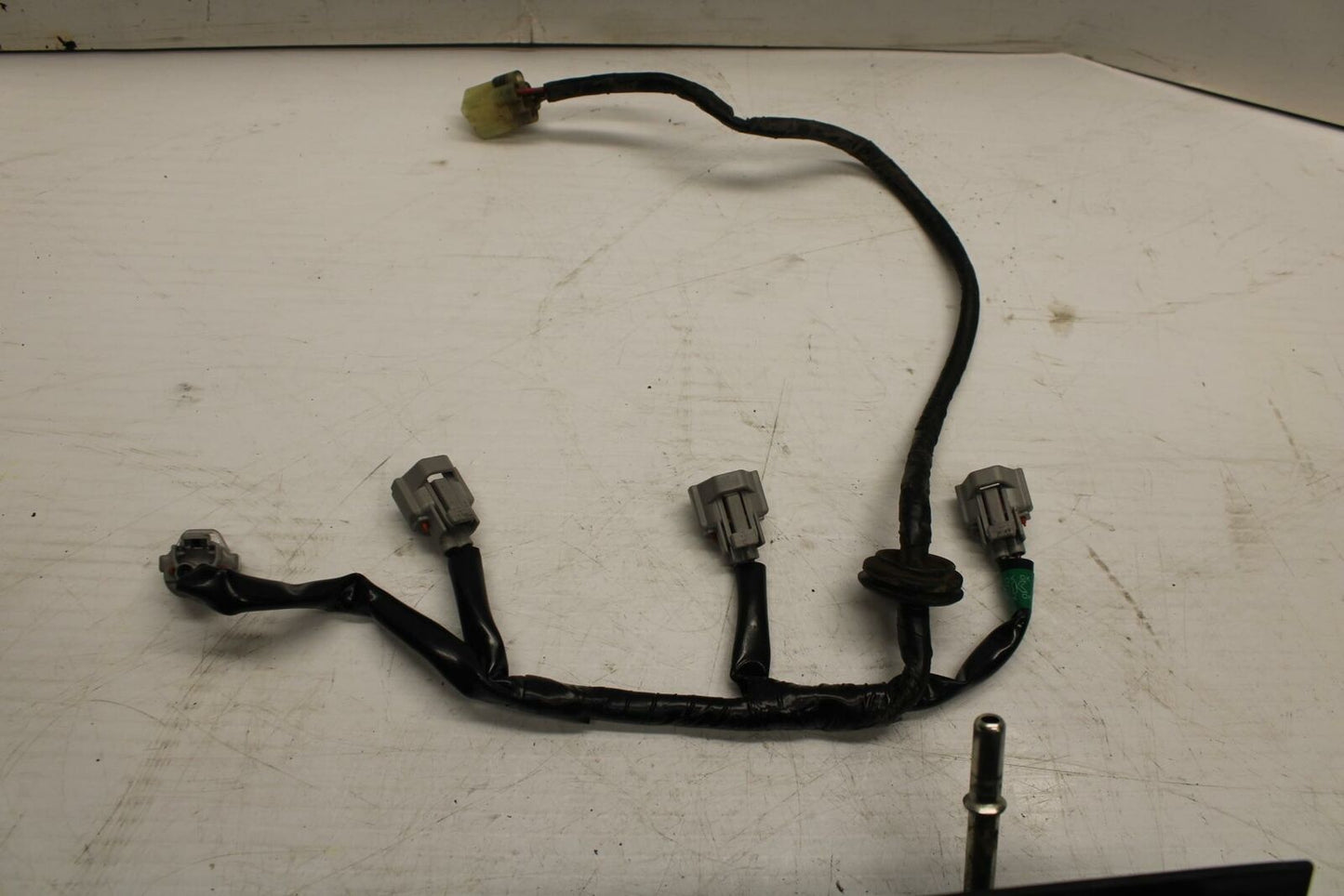 07 YAMAHA YZF R6 2c0 SECONDARY FUEL INJECTORS TOP AIRBOX GAS RAIL BB284