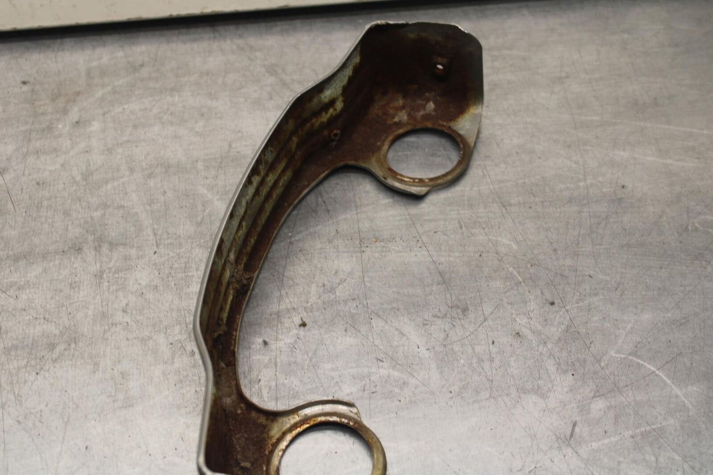 80-83 SUZUKI GS750E LOWER TRIPLE STEM COVER TRIM BB82