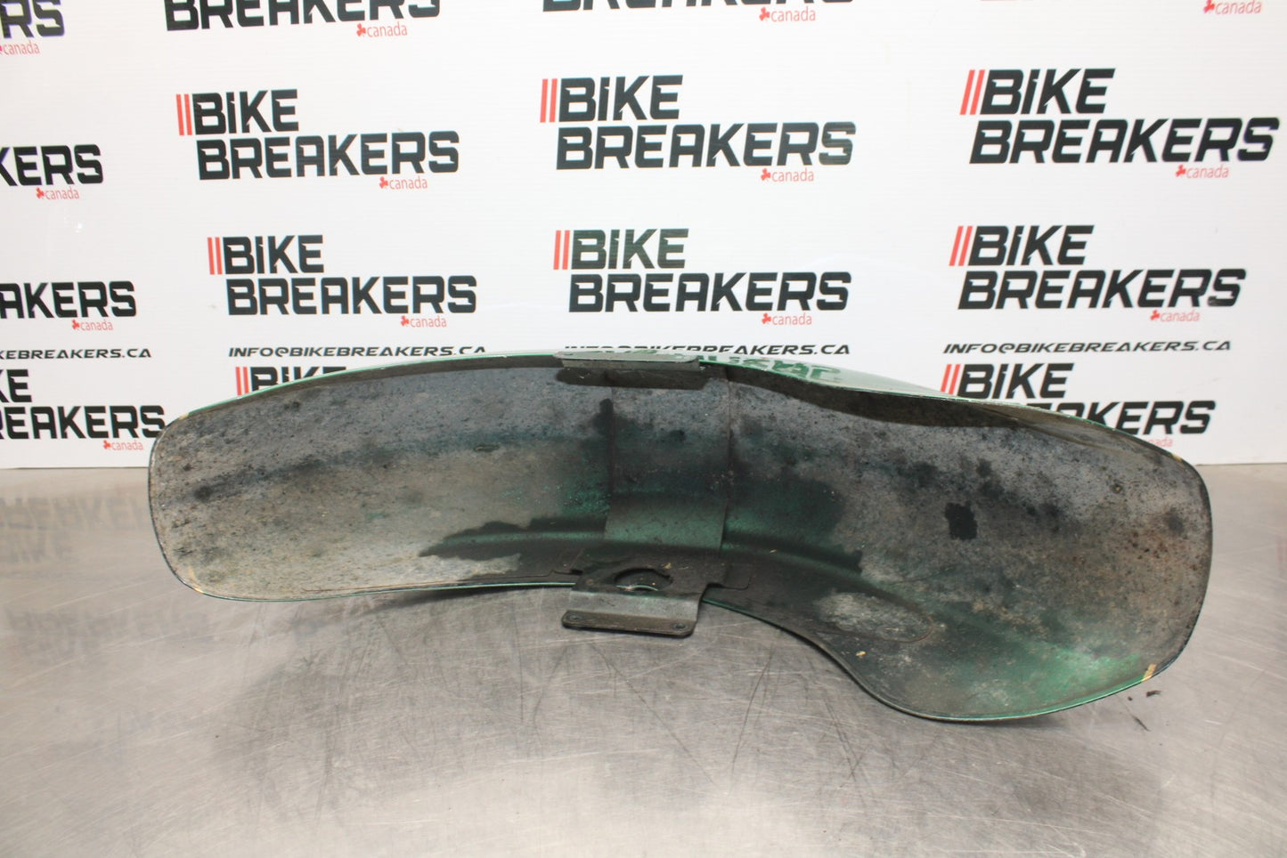 03-08 KAWASAKI VULCAN 1600 FRONT WHEEL FENDER BB196