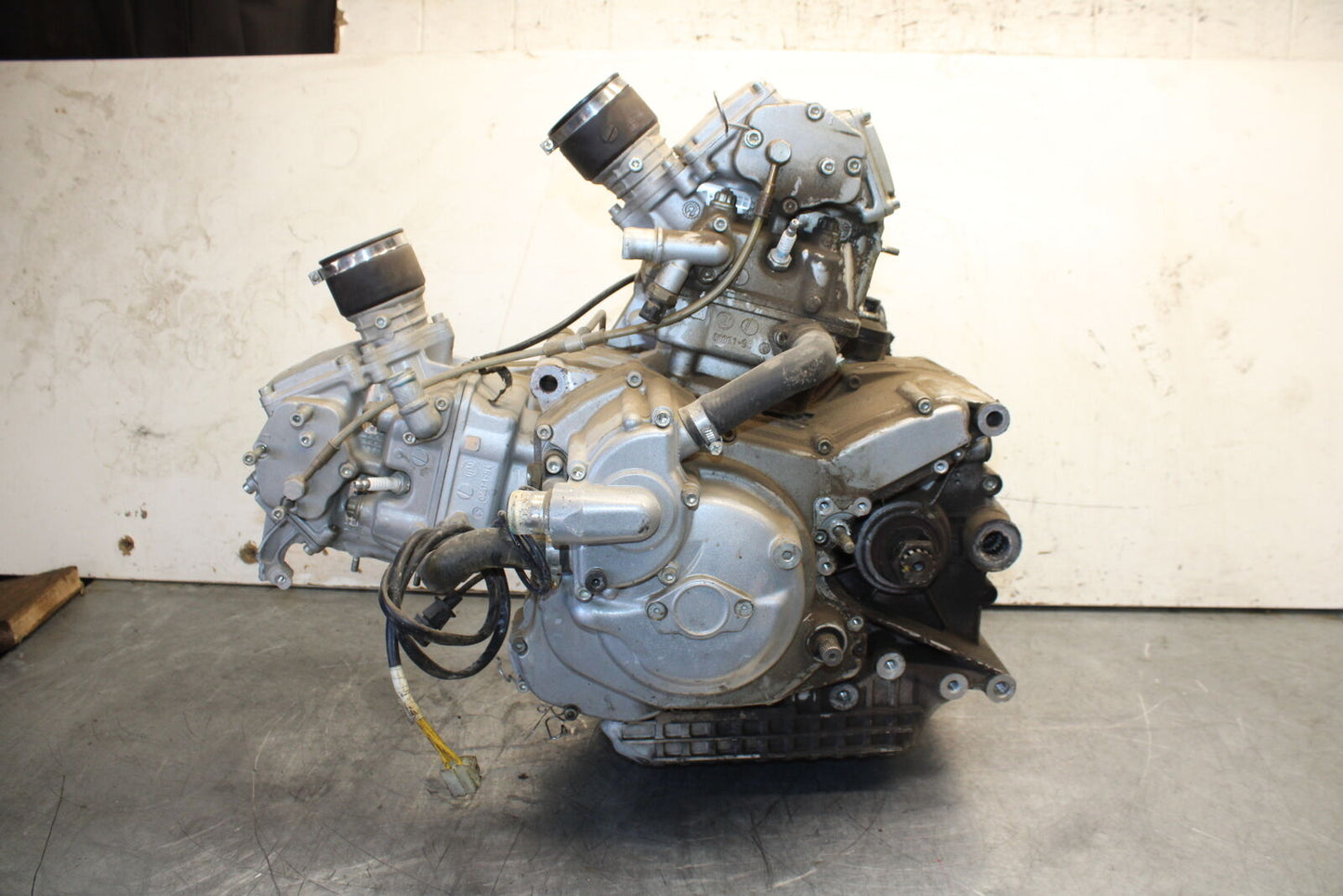 04-07 DUCATI ST3 ENGINE MOTOR BB347