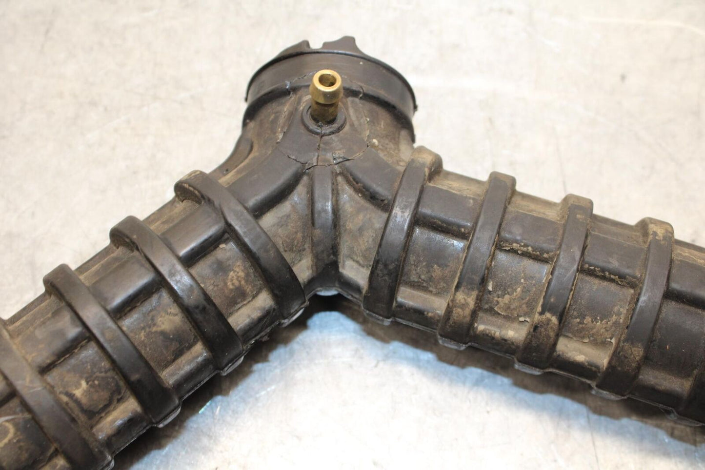 16-17 MOTO GUZZI V7 II AIRBOX INTAKE BOOT BB57
