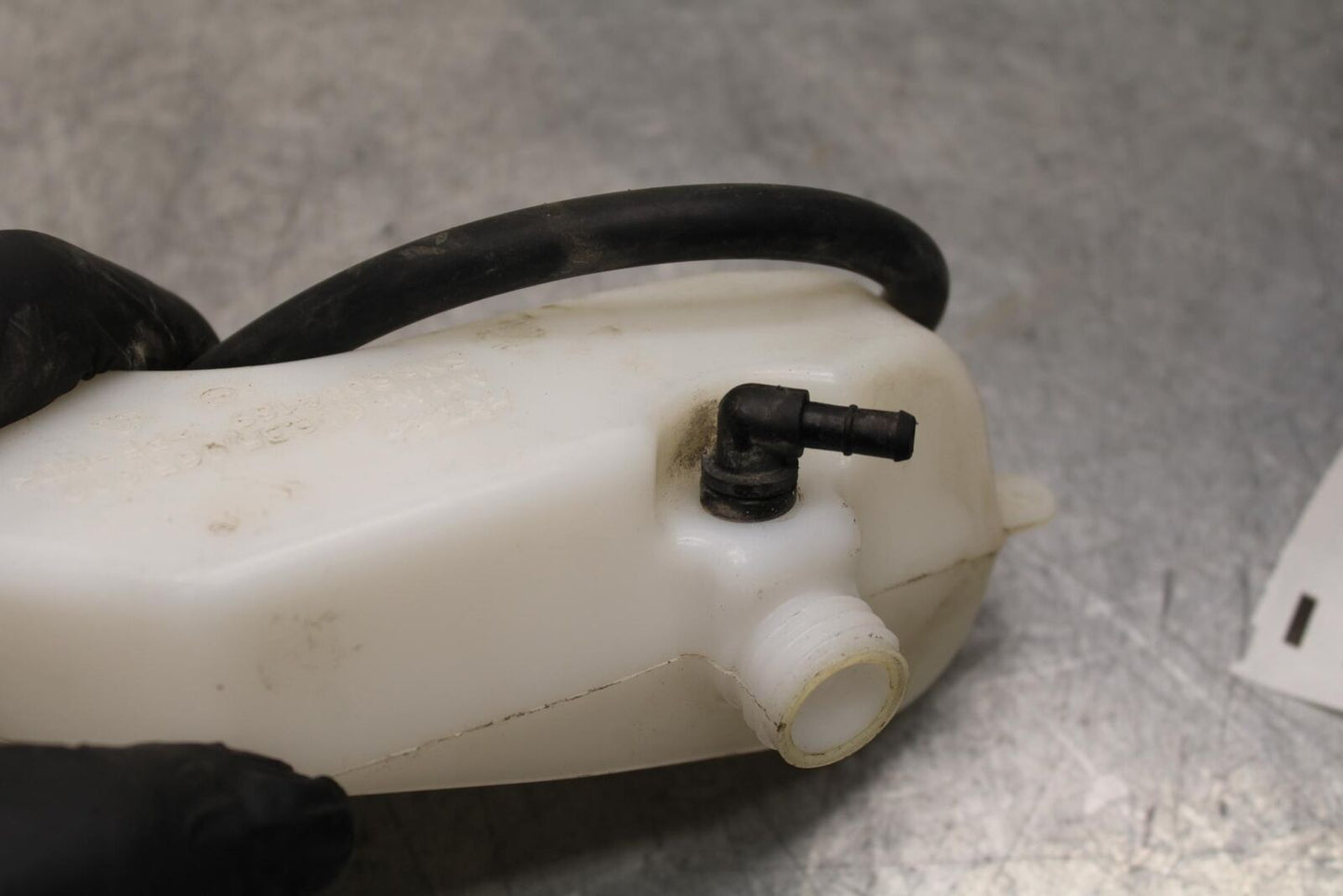 20-24 KTM 890 DUKE R COOLANT WATER TANK RESERVOIR BOTTLE BB627