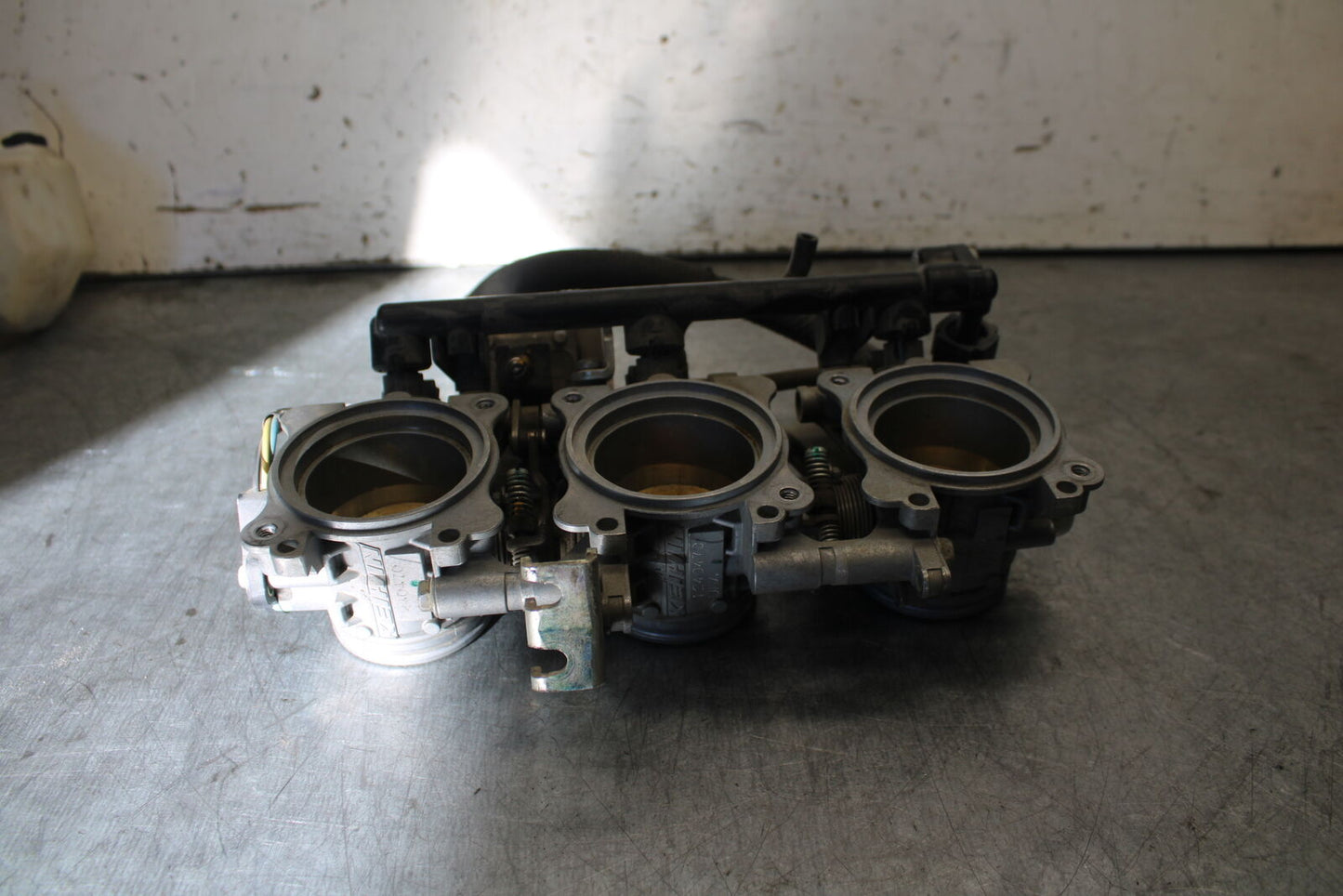 07-08 TRIUMPH DAYTONA 675 MAIN FUEL INJECTORS / THROTTLE BODIES T1240478 BB685