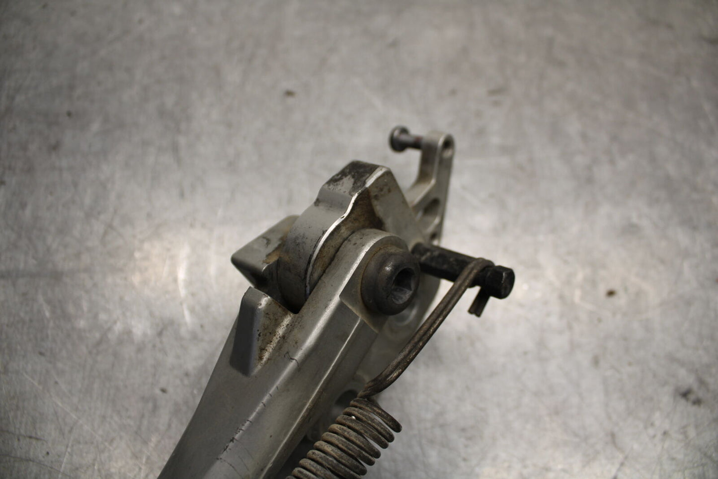 09-11 TRIUMPH DAYTONA 675 KICKSTAND SIDE KICK STAND BB652