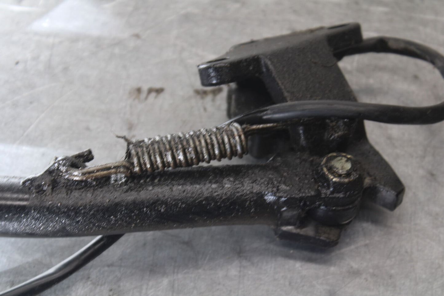 01-06 TRIUMPH TIGER 955I KICKSTAND SIDE KICK STAND BB693