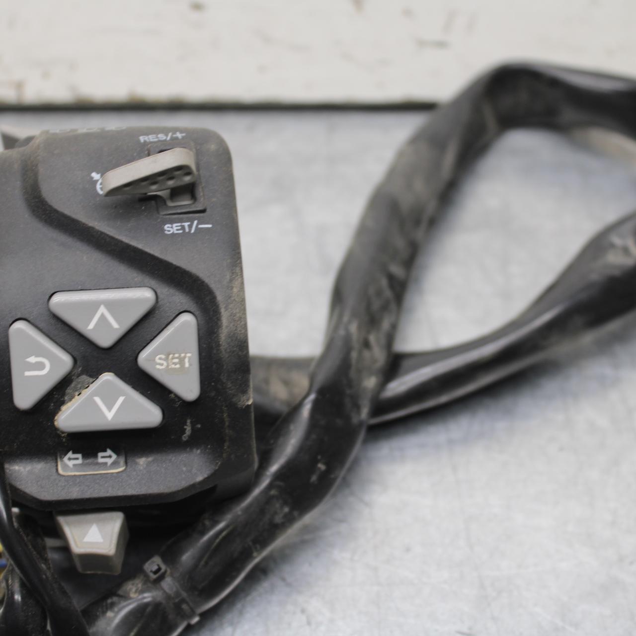 21-23 KTM 890 ADVENTURE HANDLEBAR LEFT SIGNAL TURN SWITCH BB629