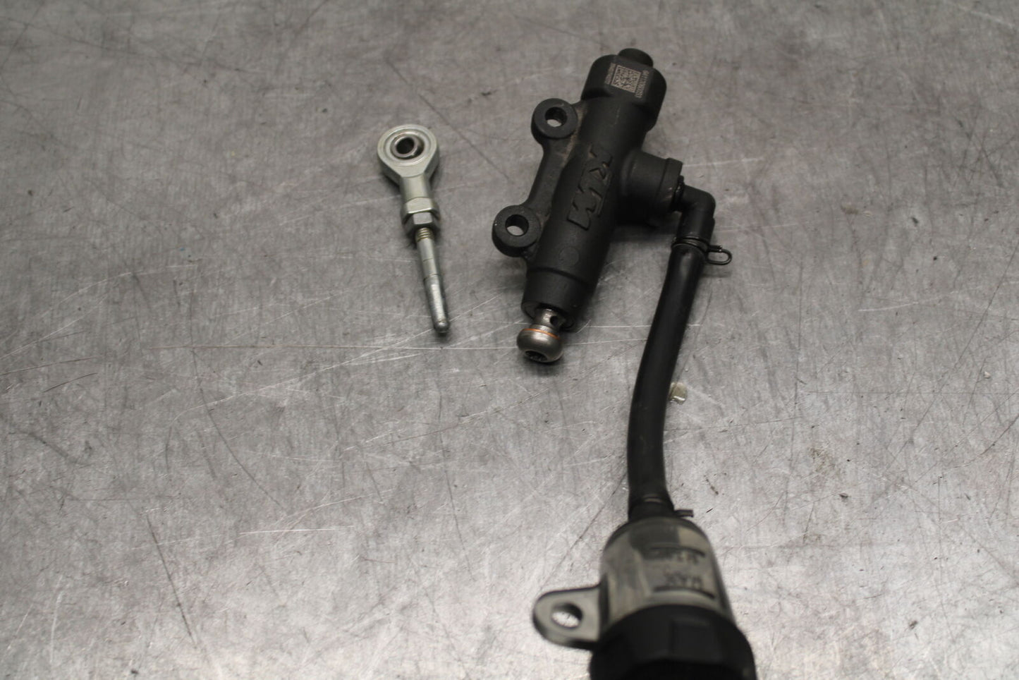 21-24 KTM 890 ADVENTURE R REAR BACK BRAKE MASTER CYLINDER W RESERVOIR BB723