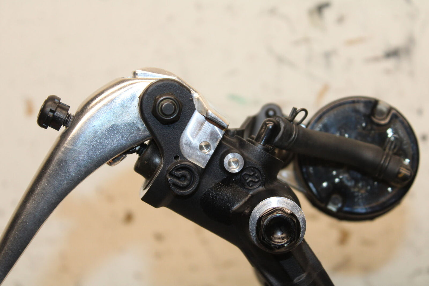 21-24 APRILIA TUONO 660 FACTORY FRONT BRAKE MASTER CYLINDER w/ LEVER BB733