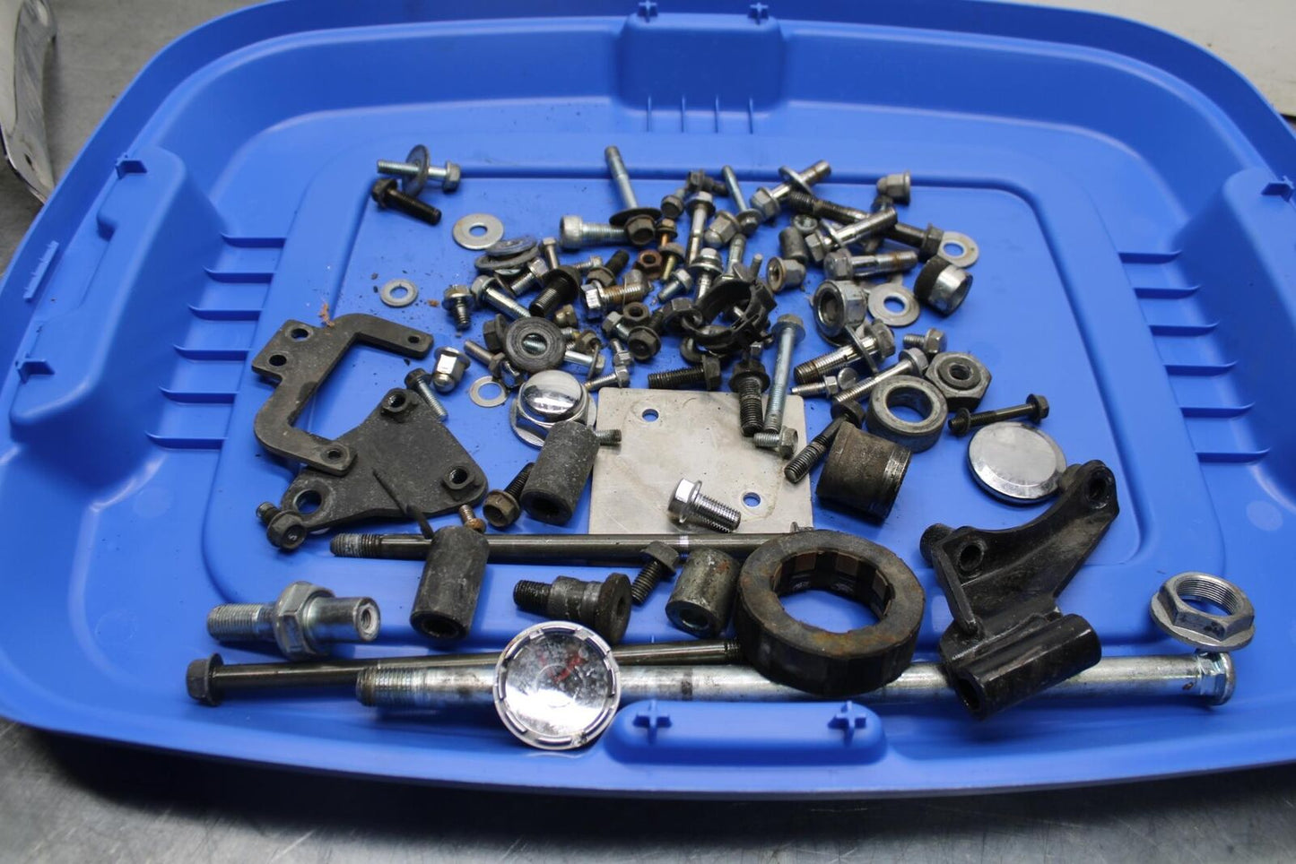 97-03 HONDA SHADOW ACE 750 VT750C MISC MOUNTING BOLTS HARDWARE MOTOR BB618