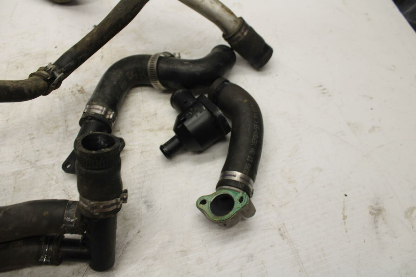 10-11 APRILIA RSV4 RADIATOR HOSES ENGINE COOLANT WATER PIPES HOSE BB268