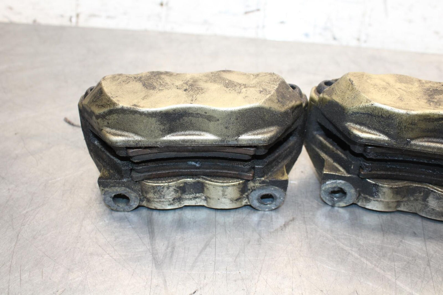 2008 Aprilia Shiver 750 SL750 RIGHT LEFT FRONT BRAKE CALIPER SET CALIPERS BB551