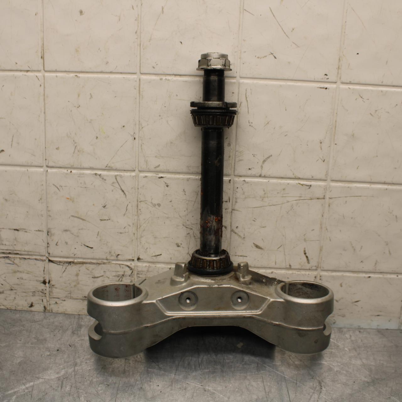 2008 Aprilia Shiver 750 SL750 FRONT FORKS CLAMP LOWER TRIPLE TREE STEM BB551