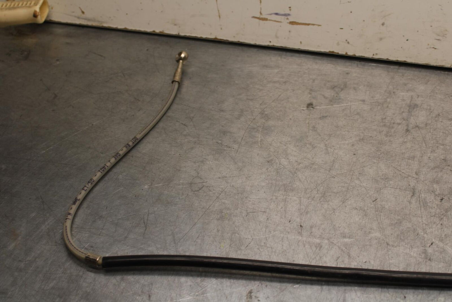 13 KTM 350 SXF FRONT BRAKE HOSE LINE BB104